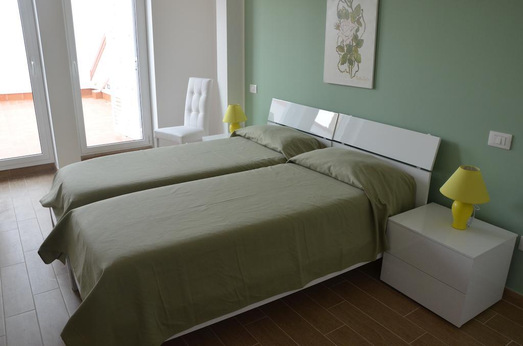 Hotel Residence Thalassa Reggio di Calabria Quarto foto